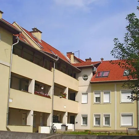 Apartment Kincsvar Apartman *