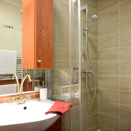Kincsvar Apartman *